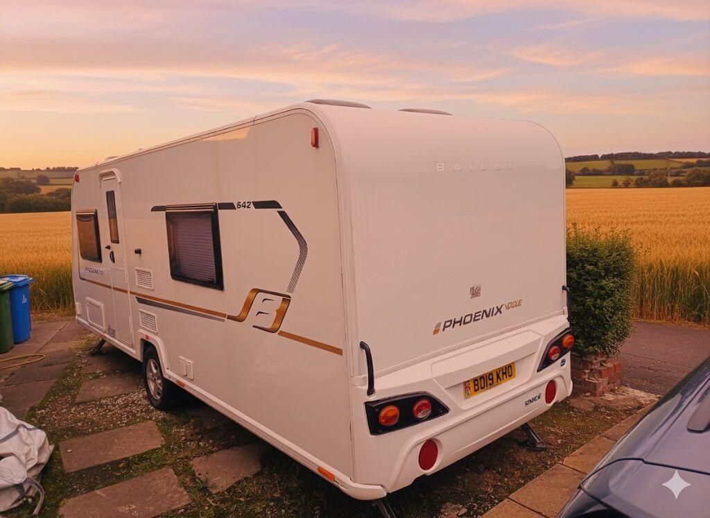 2020 Bailey Phoenix Vogue 642 - Image 4