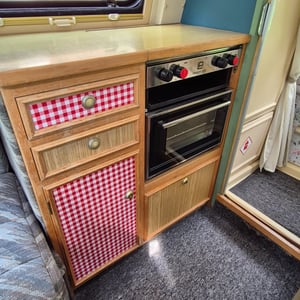 1995 Auto-Sleeper Trophy campervan — photo 3 of 9