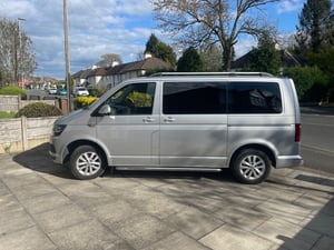2017 Volkswagen Transporter T6 Highline — photo 11 of 36