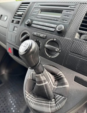 2007 Volkswagen T5 Transporter SWB Campervan — photo 13 of 17