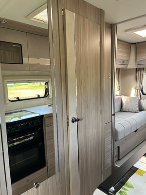 2022 Elddis Prestige 196 — photo 12 of 15