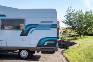 2002 Hymer Swing — photo 4 of 68