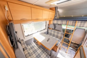 2002 Hymer Swing — photo 21 of 68
