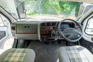 2002 Hymer Swing — photo 35 of 68