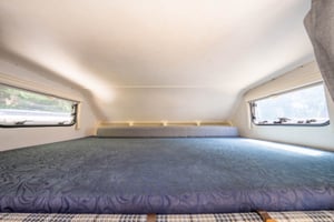 2002 Hymer Swing — photo 39 of 68