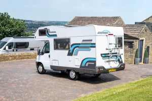2002 Hymer Swing — photo 49 of 68