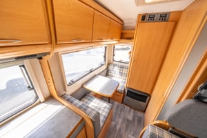 2002 Hymer Swing — photo 52 of 68