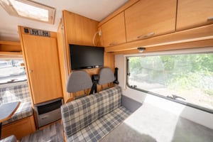 2002 Hymer Swing — photo 55 of 68