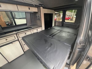 2018 Volkswagen Transporter T6 — photo 11 of 13