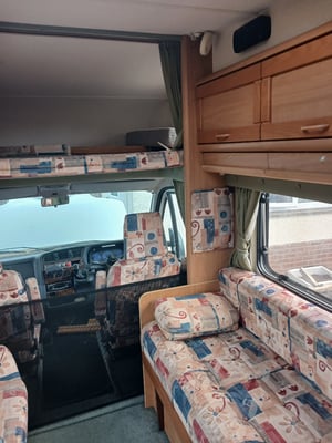 2001 Auto-Trail Cheyenne 590 — photo 8 of 20