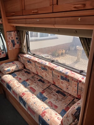 2001 Auto-Trail Cheyenne 590 — photo 14 of 20