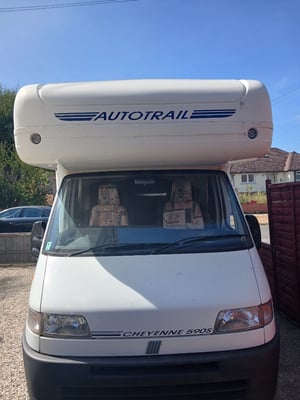 2001 Auto-Trail Cheyenne 590 — photo 15 of 20