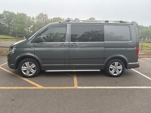 2017 Volkswagen Transporter T6 Highline — photo 7 of 22