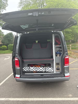 2017 Volkswagen Transporter T6 Highline — photo 15 of 22