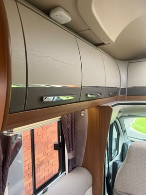 2019 Auto-Trail Tracker LB — photo 11 of 15