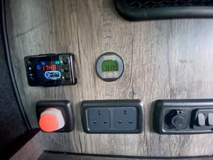 2012 Vauxhall Vivaro — photo 7 of 29