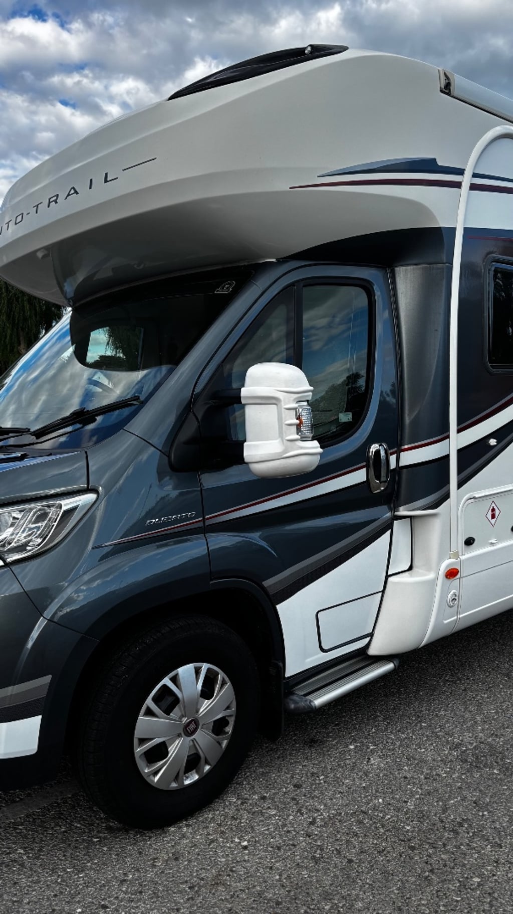 2018 Auto-Trail Tracker RS - Image 1
