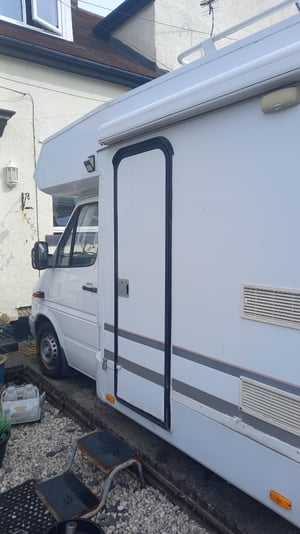 1997 Moto-Trek Mercedes  sprinter — photo 4 of 9