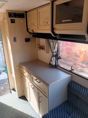 1993 Volkswagen Transporter — photo 11 of 18