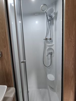 2019 Elddis Magnum GT 185 — photo 17 of 23