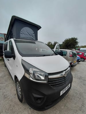 2019 Vauxhall Vivaro — photo 5 of 29