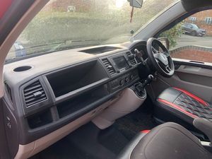 2019 Volkswagen Transporter T6 — photo 36 of 42