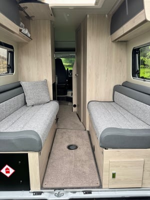 2024 Auto-Trail Adventure 67 — photo 7 of 8