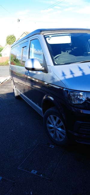 2018 Volkswagen T6 Campervan — photo 2 of 11