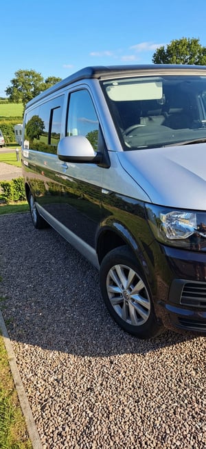 2018 Volkswagen T6 Campervan — photo 4 of 11