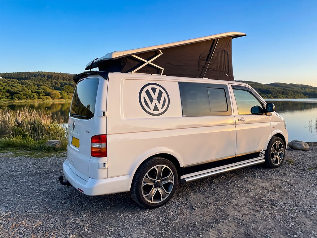 2005 Volkswagen T5 Campervan - Image 1