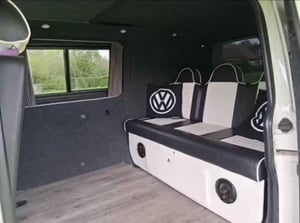 2005 Volkswagen T5 Campervan — photo 8 of 8