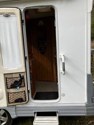 2006 Autocruise Pioneer — photo 22 of 64