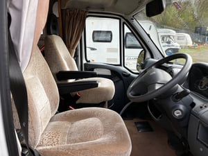 2006 Autocruise Pioneer — photo 38 of 64