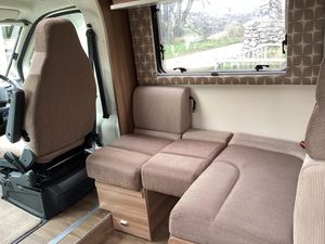 2018 Swift Escape 695 Champagne — photo 12 of 30