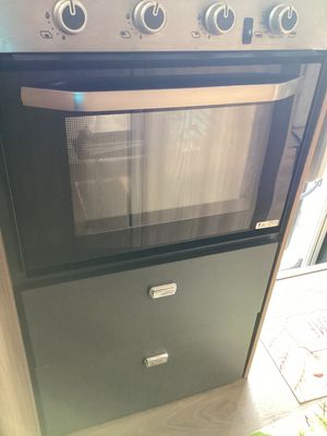 2018 Swift Escape 695 Champagne — photo 21 of 30