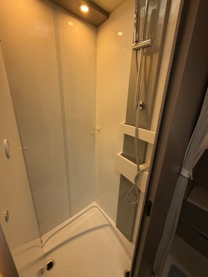 2021 Burstner Lyseo I Harmony Line — photo 15 of 26