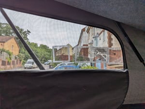 2013 Volkswagen Transporter — photo 7 of 22