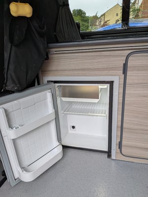 2013 Volkswagen Transporter — photo 15 of 22