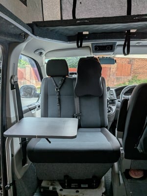 2013 Volkswagen Transporter — photo 19 of 22