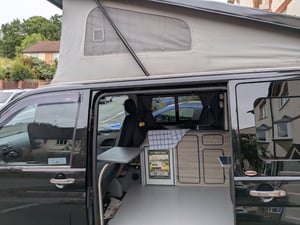 2013 Volkswagen Transporter — photo 20 of 22