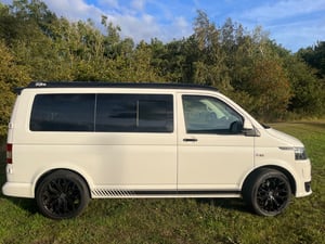 2015 Volkswagen T5.1 Campervan — photo 16 of 22