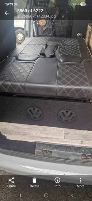 2014 Volkswagen T28 — photo 6 of 9