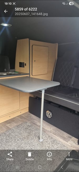 2014 Volkswagen T28 — photo 9 of 9