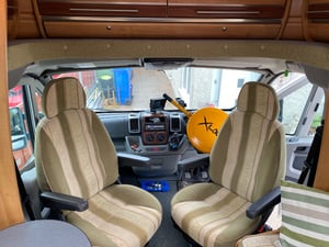 2009 Auto-Trail Cheyenne 630 — photo 6 of 16