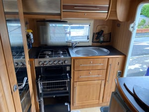 2009 Auto-Trail Cheyenne 630 — photo 11 of 16