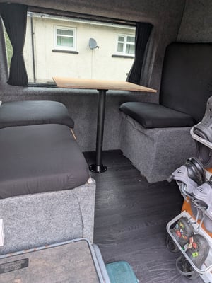 2010 Ford Transit — photo 3 of 11