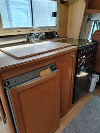 2002 Auto-Sleepers Rienza - Image 3
