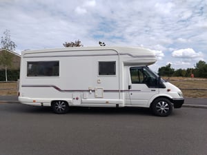 2002 Auto-Sleepers Rienza — photo 8 of 19