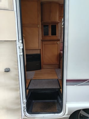 2002 Auto-Sleepers Rienza — photo 10 of 19