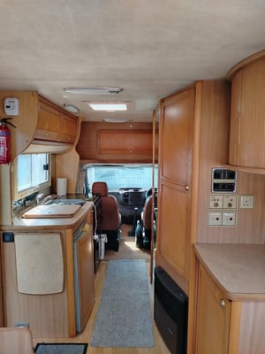 2002 Auto-Sleepers Rienza — photo 13 of 19